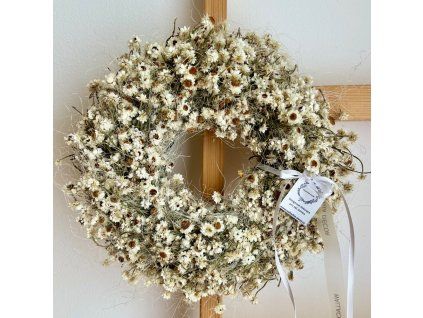 Věnec z kytiček 35cm